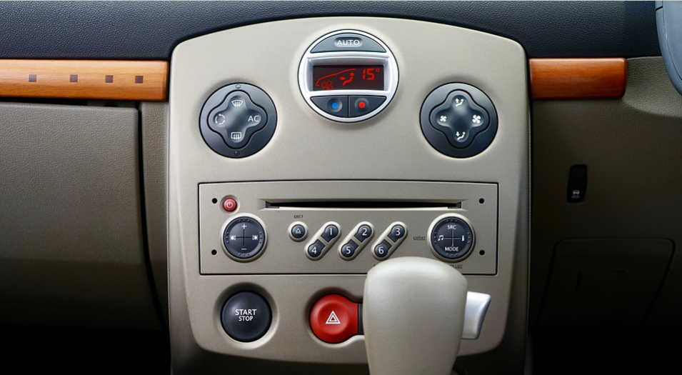 silver car stereo